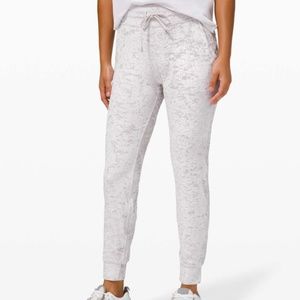 Lululemon joggers